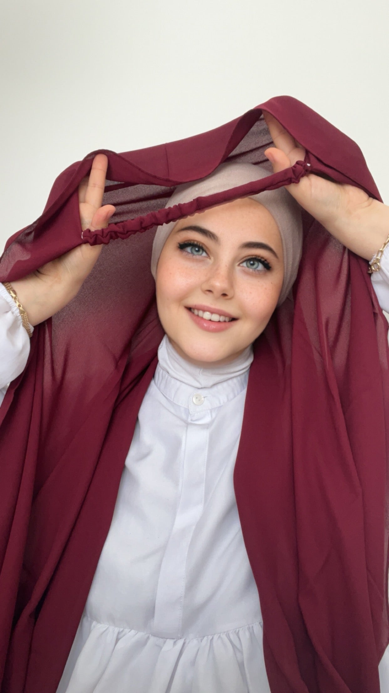 Practical Crepe Hijab- Burgundy