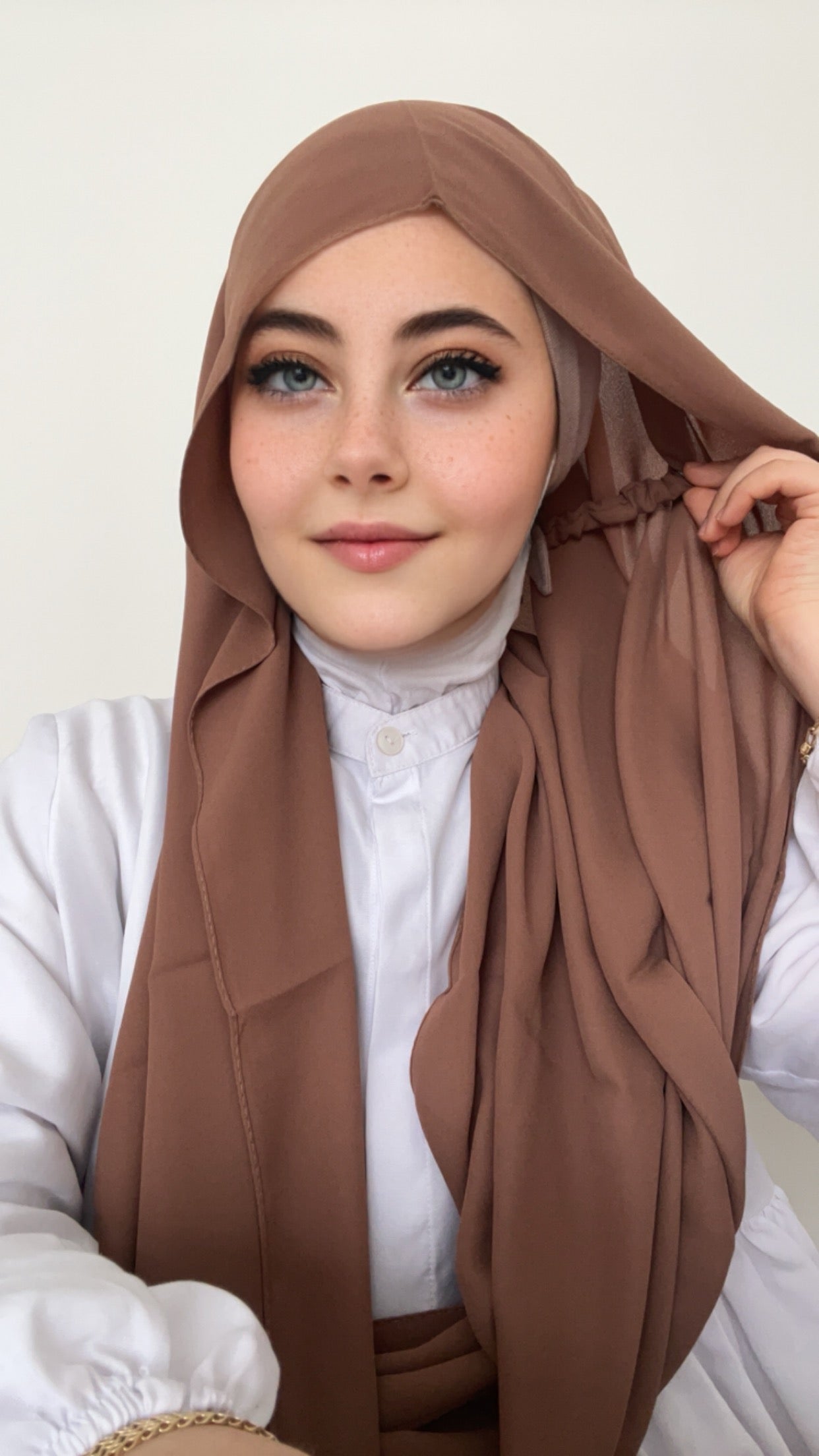 Practical Crepe Hijab- Brown