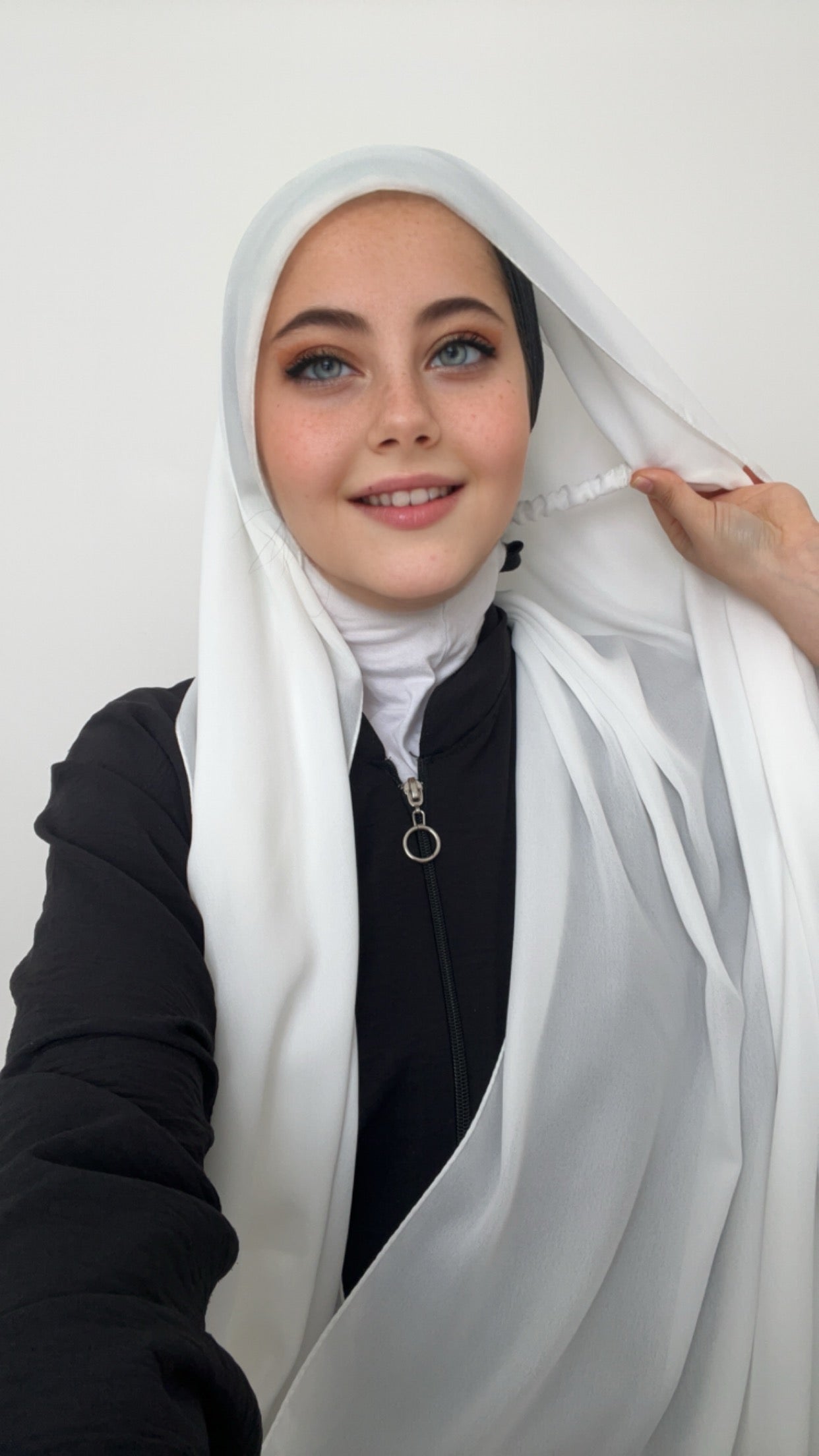 Practical Crepe Hijab- White