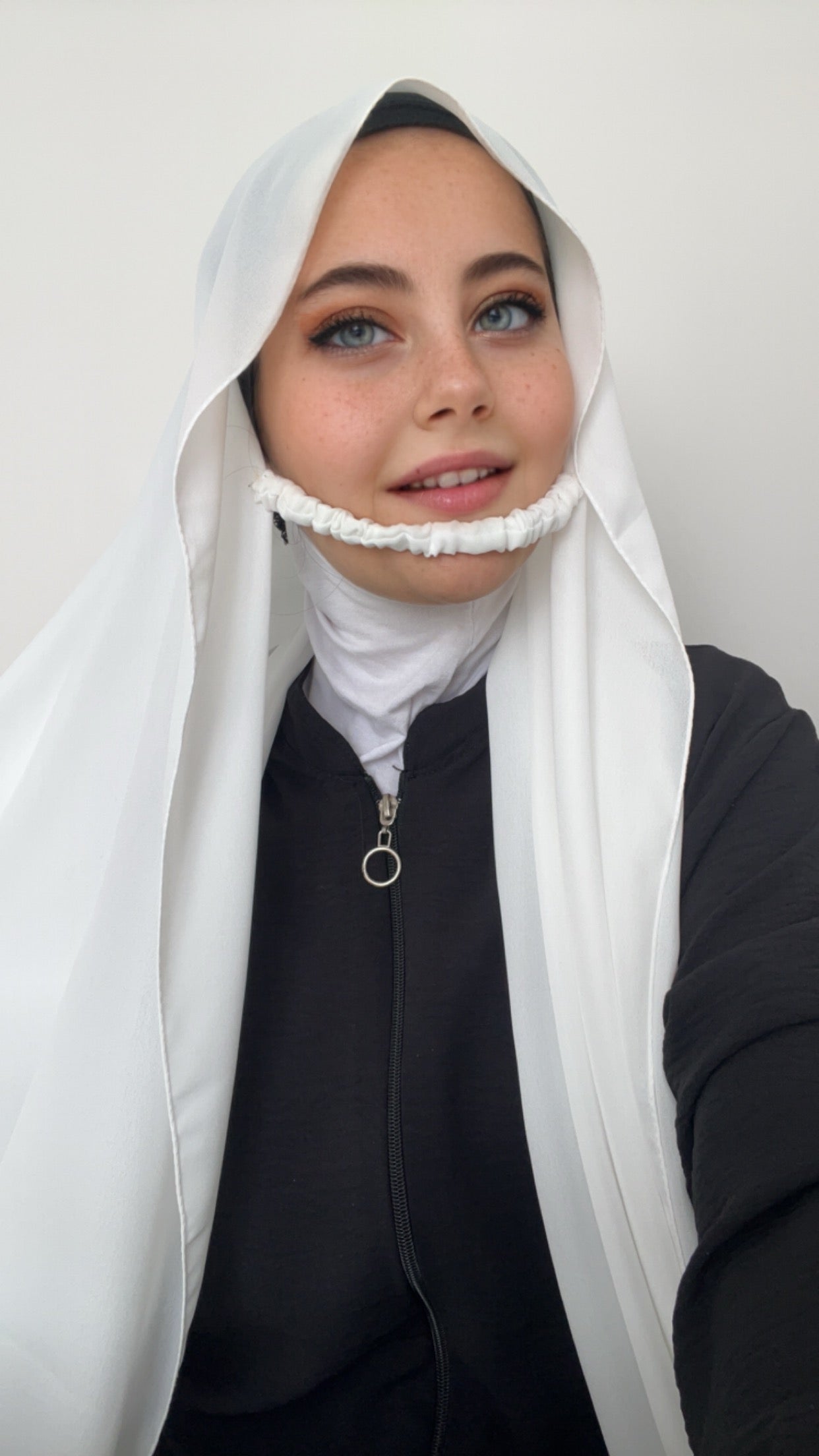 Practical Crepe Hijab- White